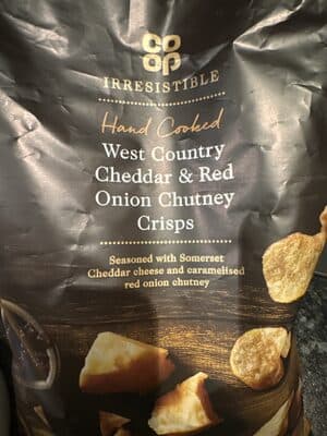 Co-op Irresistible Hand Cooked West Country Cheddar & Red Onion Chutney Crisps
