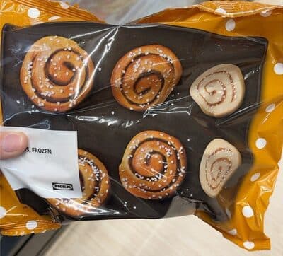 Cinnamon rolls