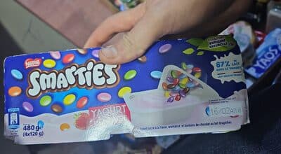 Nestl Smarties yaourt la fraise