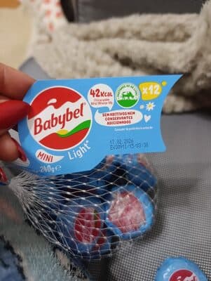 Light Reduced Fat Natural Cheese Snacks