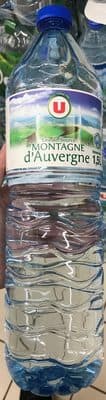 Eau de source de montagne d'Auvergne