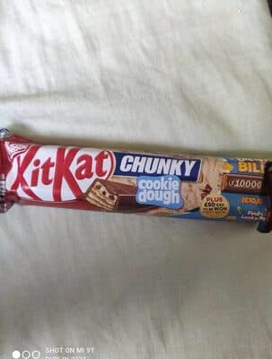 KitKat chunky cookie dough