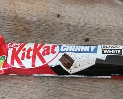 Kitkat chunky black white