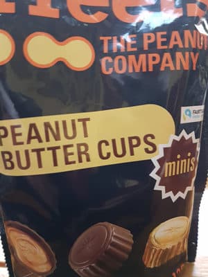 Treets peanut butter cups mini