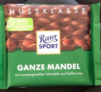 Nussklasse Ganze Mandel