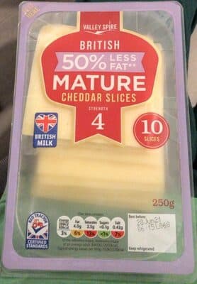Mature cheddar slices 50% less fat