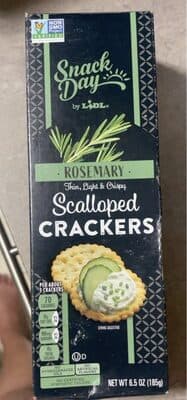 Scalloped Crackers