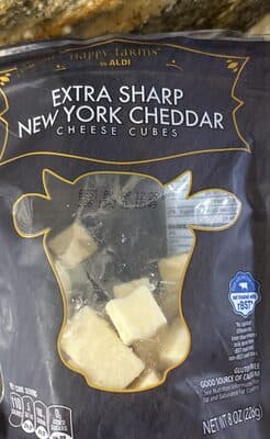 Extra Sharp New York Cheddar Cheese Cubes