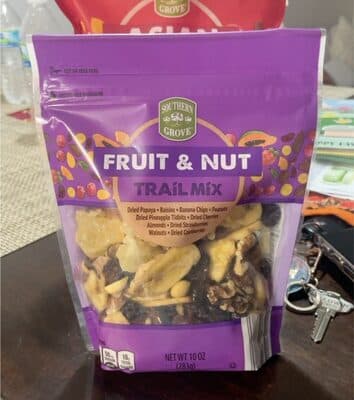 fruit & nut trail mix