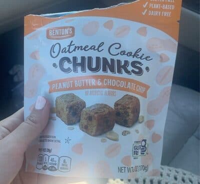 Peanut Butter Chocolate Chip Oatmeal Cookie Chunks