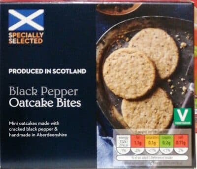 Black Pepper Oatcake Bites
