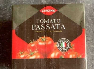 Tomato passata