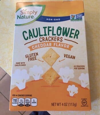 Cheddar Flavor Cauliflower Crackers