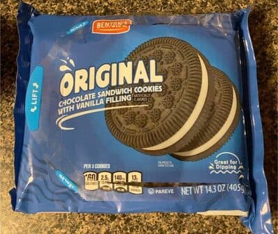 Original Chocolate Sandwich Cookies With Vanilla Filling