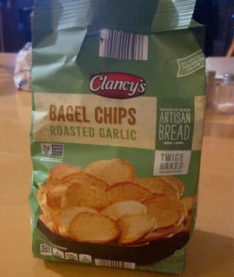 bagel chips (roasted garlic)