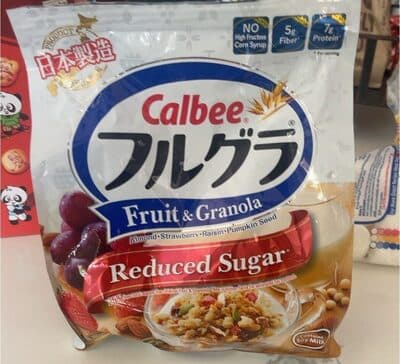 Calbee Fruit and Granola