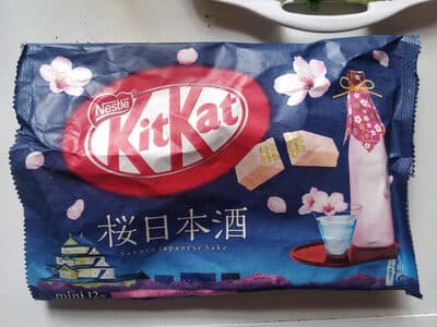 Kit Kat Mini Sakura Sake