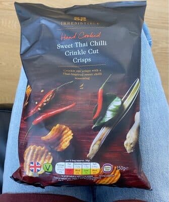 Sweet thai chilli crinkle cut crisps