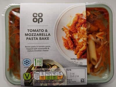 Tomato And Mozzarella Pasta Bake