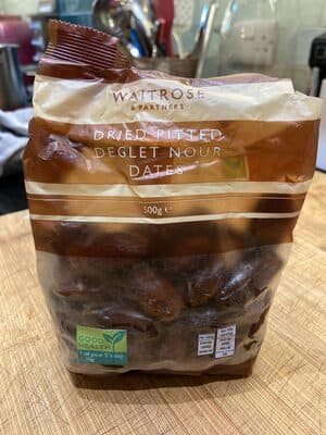 Dried Pitted Deglet Nour Dates