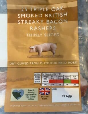 Triple oak smoked british streaky bacon rashers