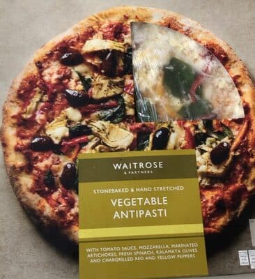Vegetable antipasti pizza