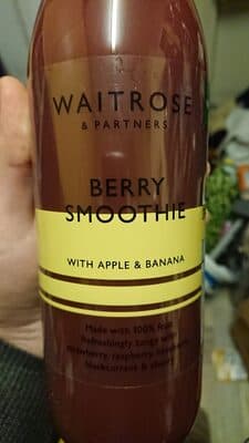 Berry smoothie with apple and banana