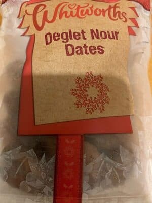 Deglet nour dates