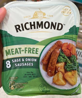 meat free sage & onion sausages