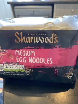 Medium egg noodles