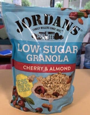 Low Sugar Granola Cherry & Almond