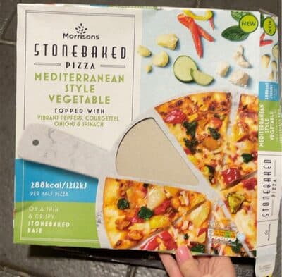 Mediterranean style vegetable pizza