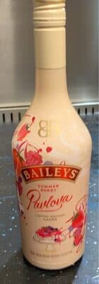 Baileys Pavlova