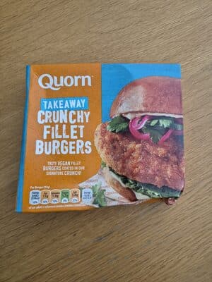 Takeaway crunchy fillet burgers
