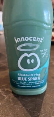 Saft 'Blue Break' (Apfel, Kokos, weie Traube, Guave, Maracuja, Limette & Spirulina)