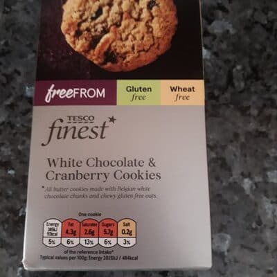 Tesco Finest Free From white Chocolate Cake