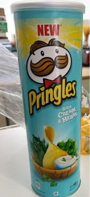 Pringles Sour Cream & Herbs