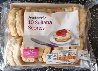 Just Essentials Sultana Scones