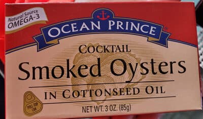 Smoked oysters