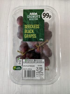 Seedless Black Grapes