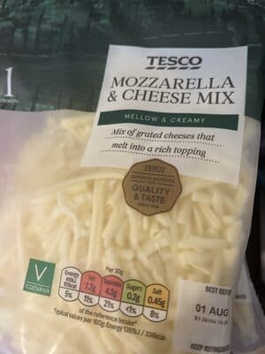 Mozzarella & cheese mix