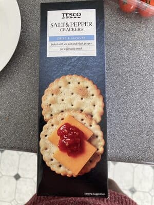 Salt & pepper crackers
