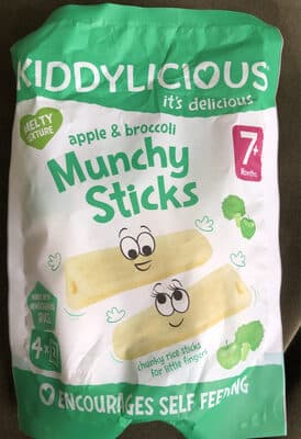 Apple & Broccoli Munchy Sticks