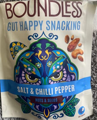 Salt & chilli pepper nuts & seeds