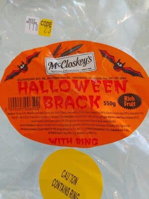 Halloween Brack With Ring