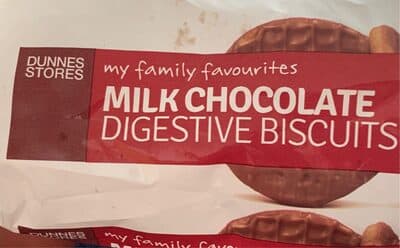 Milk chocolate digestive biscuits