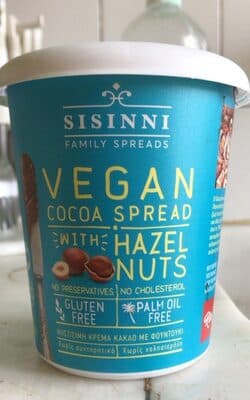 Vegan cocoa spread with hazelnuts