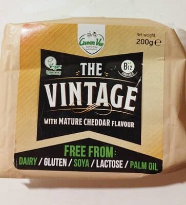 The Vintage Vegan Mature Cheddar Flavour