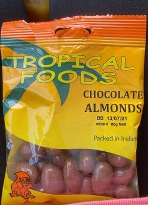 Chocholate almonds