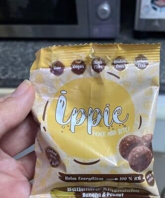 Ippie bola energetica - banana e amendoim